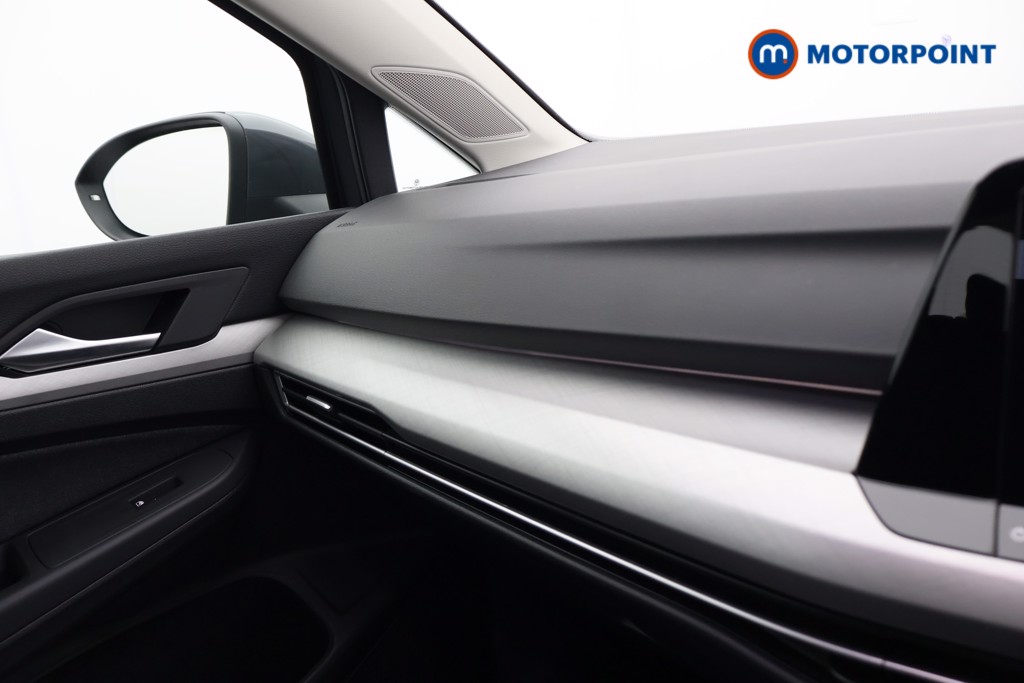 Volkswagen Golf Life Manual Petrol Hatchback - Stock Number (1604156) - 11th supplementary image