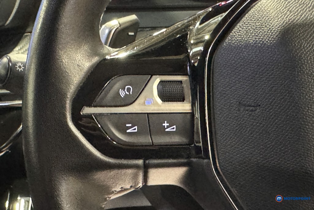 Peugeot 2008 Allure Automatic Petrol SUV - Stock Number (1604202) - 9th supplementary image