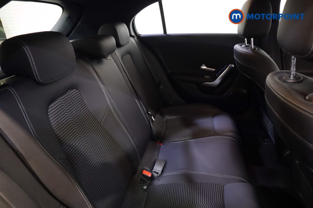 Mercedes-Benz A Class Sport Automatic Diesel Hatchback - Stock Number (1604307) - 6th supplementary image