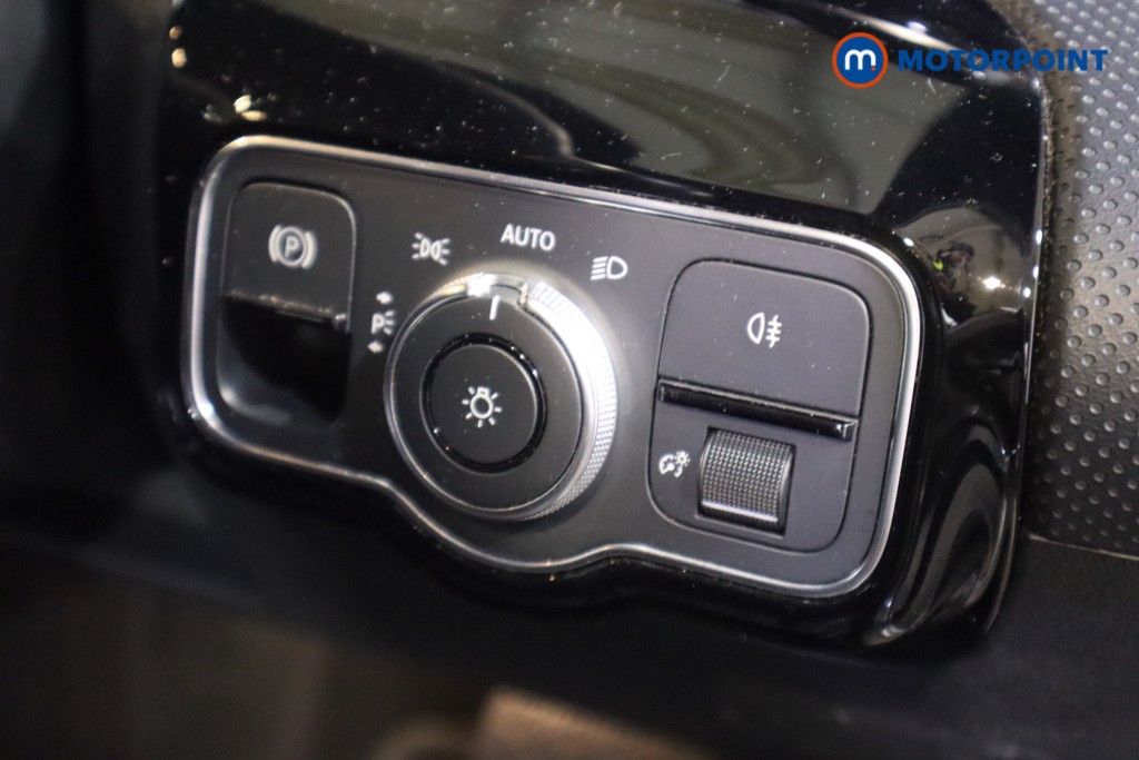 Mercedes-Benz A Class Sport Automatic Diesel Hatchback - Stock Number (1604307) - 14th supplementary image