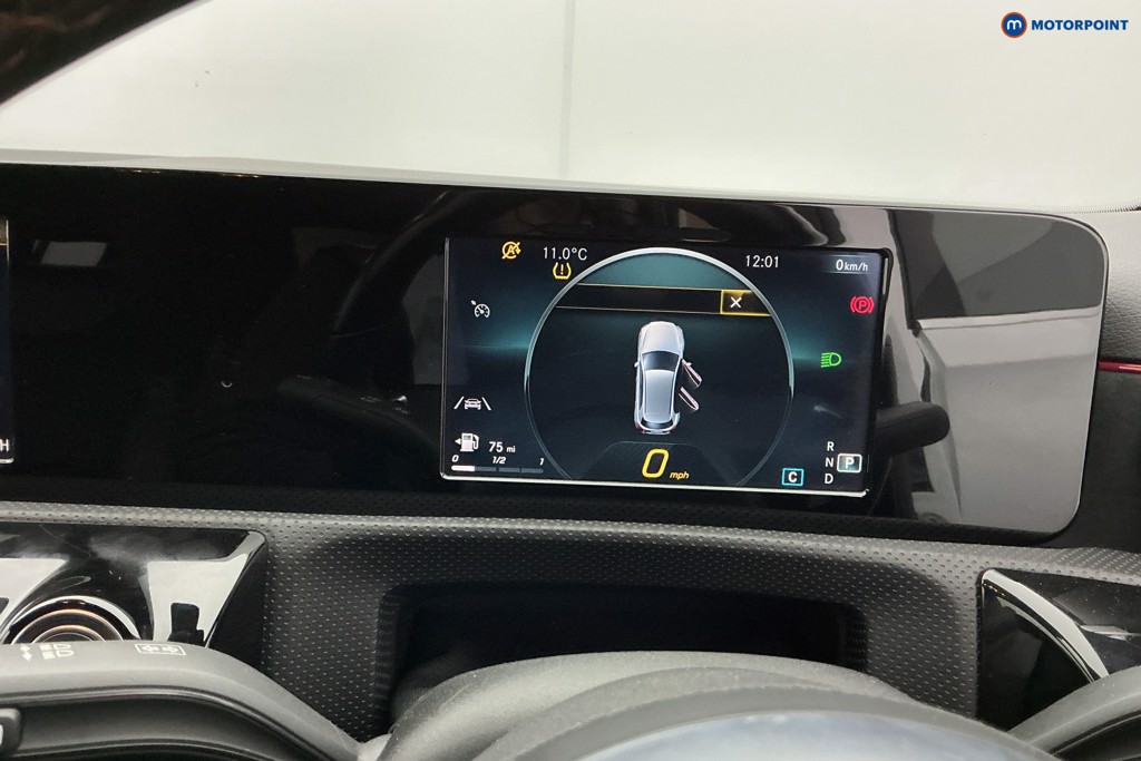 Mercedes-Benz A Class Amg Line Automatic Diesel Hatchback - Stock Number (1553018) - 10th supplementary image