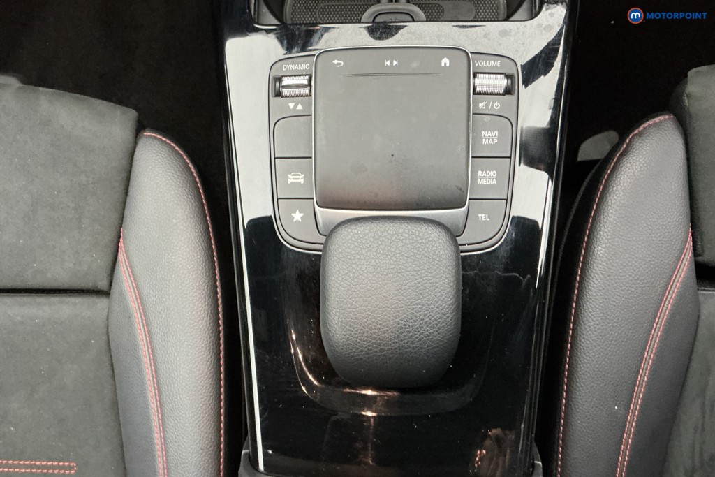 Mercedes-Benz A Class Amg Line Automatic Diesel Hatchback - Stock Number (1553018) - 16th supplementary image