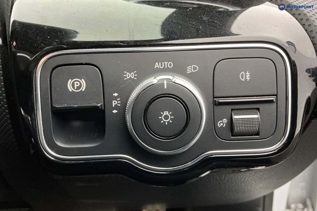 Mercedes-Benz A Class Amg Line Automatic Diesel Hatchback - Stock Number (1553018) - 22nd supplementary image