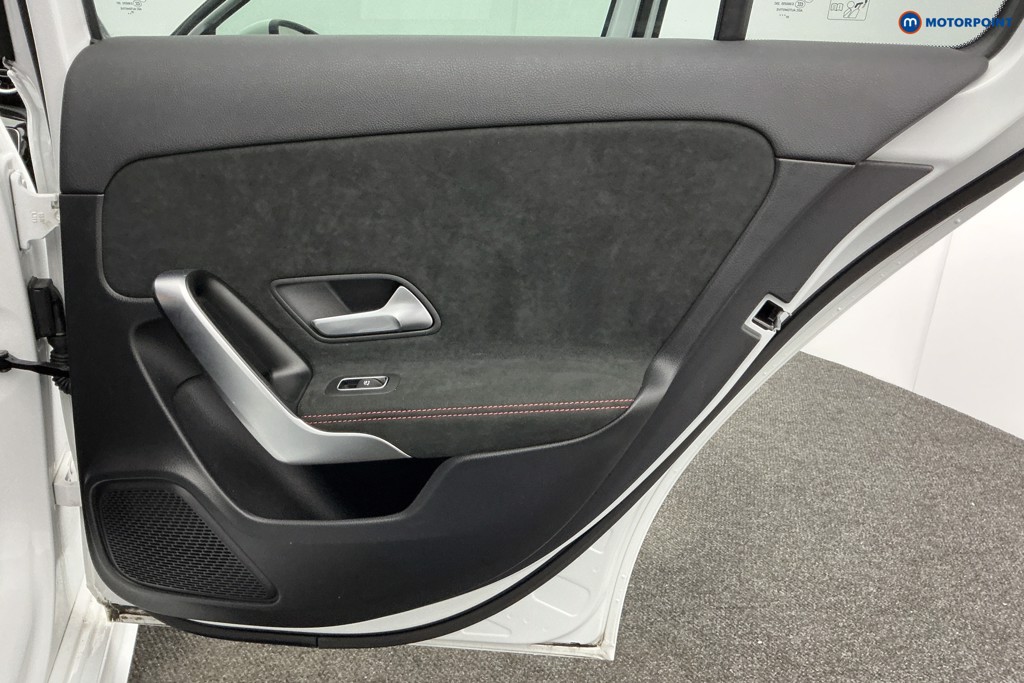 Mercedes-Benz A Class Amg Line Automatic Diesel Hatchback - Stock Number (1553018) - 27th supplementary image