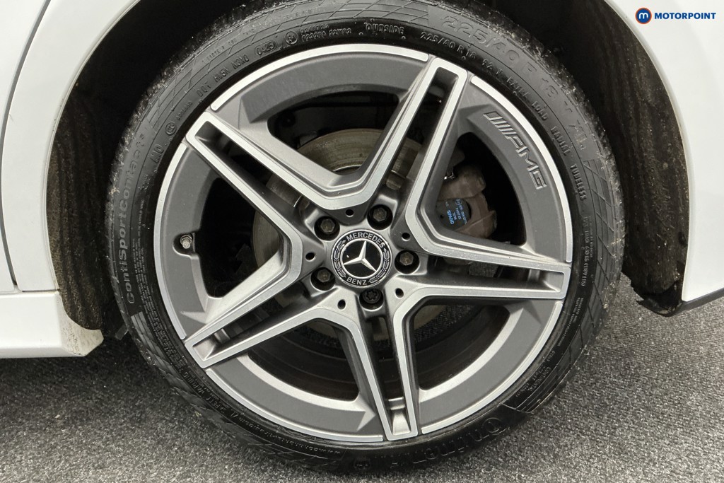 Mercedes-Benz A Class Amg Line Automatic Diesel Hatchback - Stock Number (1553018) - 36th supplementary image