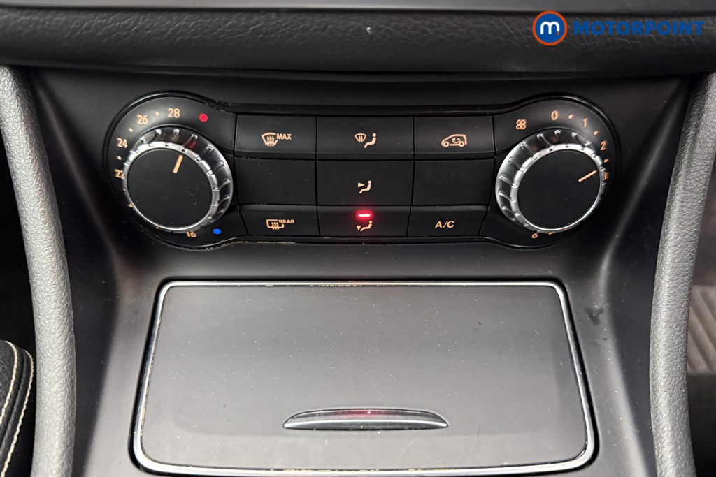 Mercedes-Benz GLA Urban Edition Automatic Petrol SUV - Stock Number (1579467) - 11th supplementary image