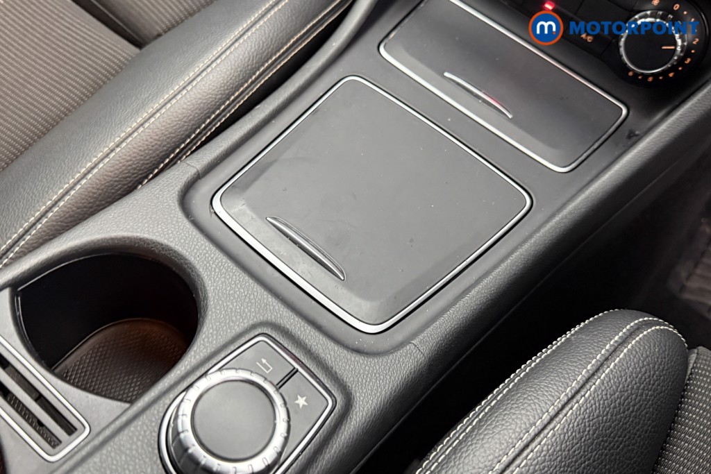 Mercedes-Benz GLA Urban Edition Automatic Petrol SUV - Stock Number (1579467) - 12th supplementary image