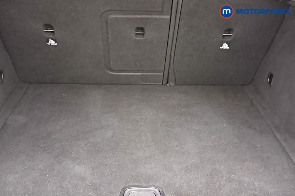 Mercedes-Benz GLA Urban Edition Automatic Petrol SUV - Stock Number (1579467) - 20th supplementary image