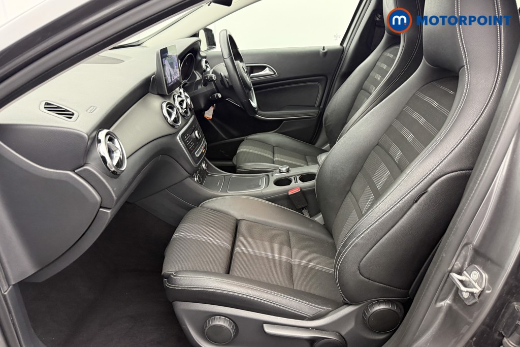 Mercedes-Benz GLA Urban Edition Automatic Petrol SUV - Stock Number (1579467) - 21st supplementary image