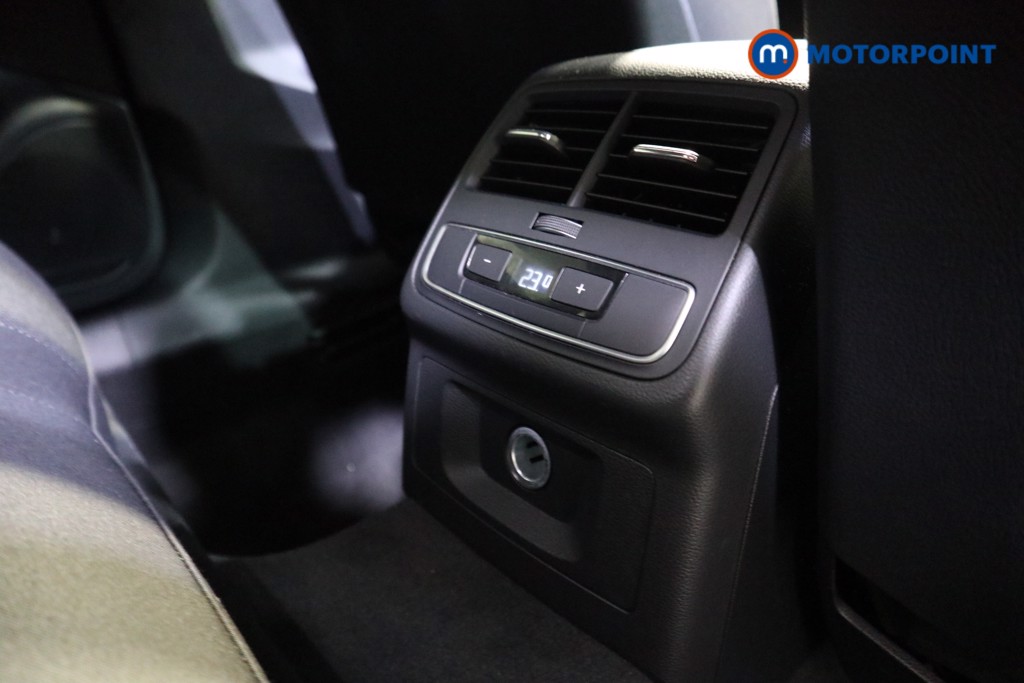 Audi A4 Technik Automatic Petrol Saloon - Stock Number (1583838) - 17th supplementary image