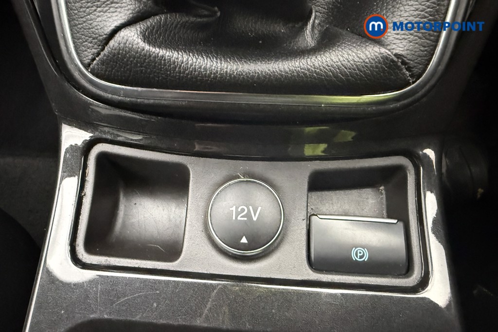 Ford Kuga St-Line Manual Petrol SUV - Stock Number (1585149) - 15th supplementary image