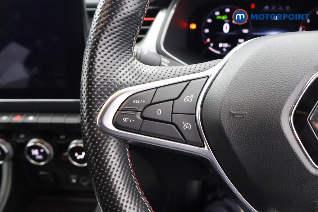 Renault Captur R.S. Line Manual Petrol SUV - Stock Number (1587567) - 2nd supplementary image