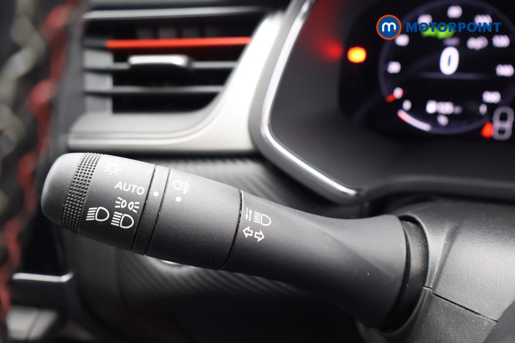 Renault Captur R.S. Line Manual Petrol SUV - Stock Number (1587567) - 5th supplementary image