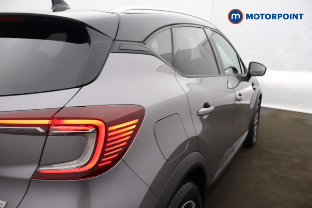 Renault Captur R.S. Line Manual Petrol SUV - Stock Number (1587567) - 23rd supplementary image