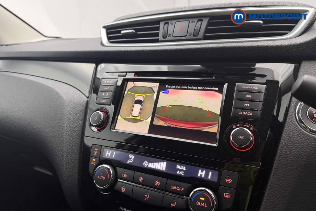 Nissan Qashqai Tekna Automatic Diesel SUV - Stock Number (1588155) - 12th supplementary image