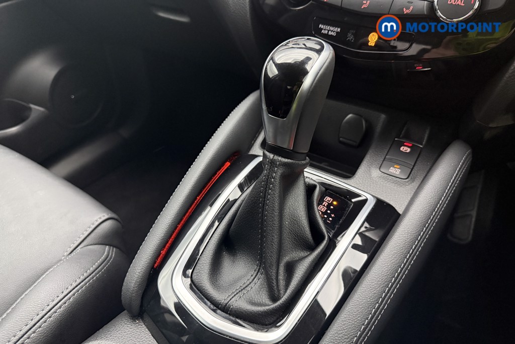 Nissan Qashqai Tekna Automatic Diesel SUV - Stock Number (1588155) - 15th supplementary image