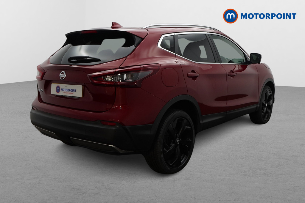 Nissan Qashqai Tekna Automatic Diesel SUV - Stock Number (1588155) - Drivers side rear corner