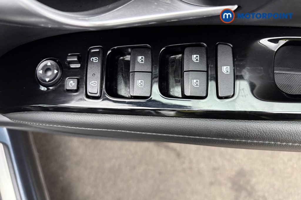 Hyundai Tucson Ultimate Manual Petrol SUV - Stock Number (1589000) - 22nd supplementary image