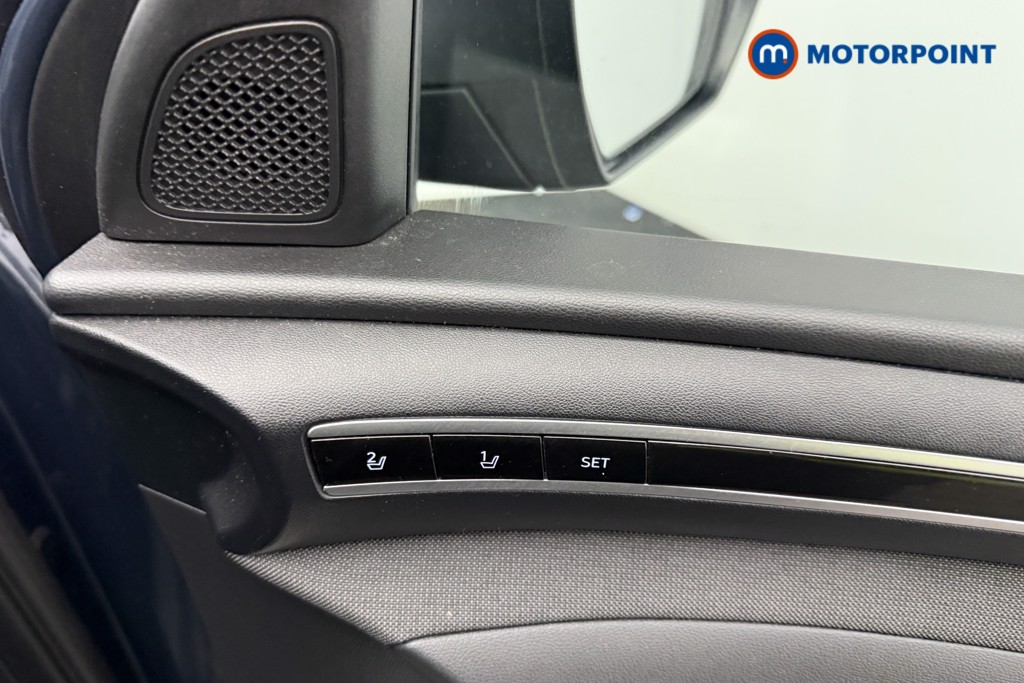 Hyundai Tucson Ultimate Manual Petrol SUV - Stock Number (1589000) - 24th supplementary image