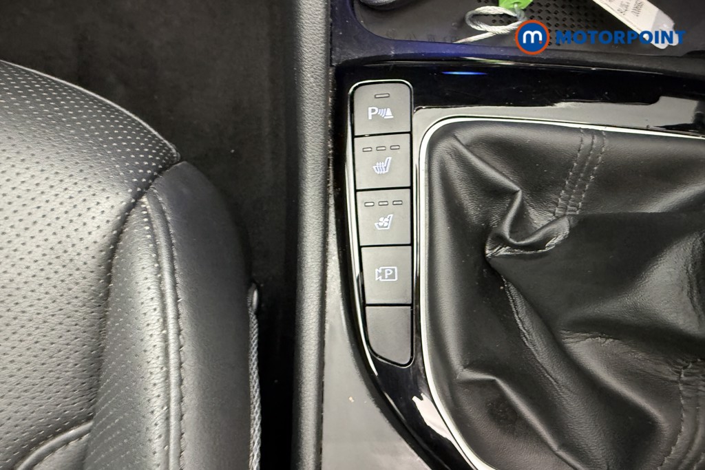 Hyundai Tucson Ultimate Manual Petrol SUV - Stock Number (1589000) - 28th supplementary image