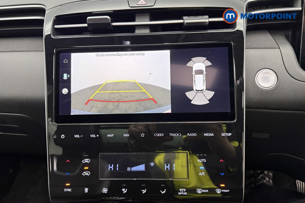 Hyundai Tucson Ultimate Manual Petrol SUV - Stock Number (1589000) - 32nd supplementary image