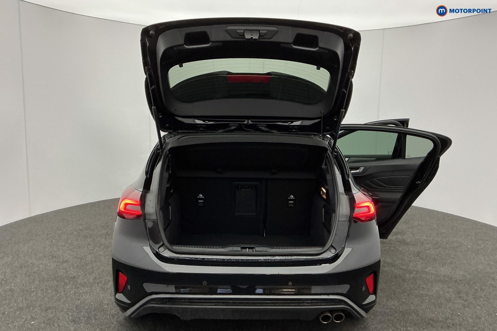 Ford Focus St-Line Manual Petrol Hatchback - Stock Number (1592034) - 3rd supplementary image