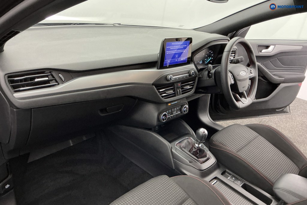 Ford Focus St-Line Manual Petrol Hatchback - Stock Number (1592034) - 9th supplementary image