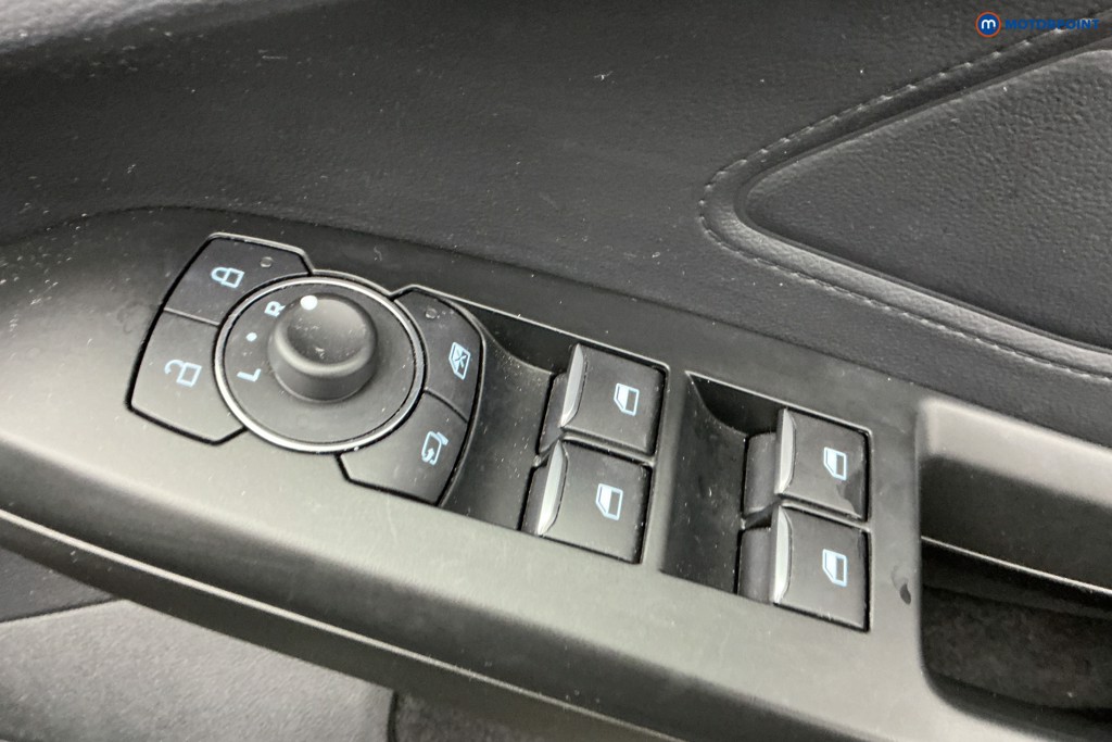 Ford Focus St-Line Manual Petrol Hatchback - Stock Number (1592034) - 24th supplementary image