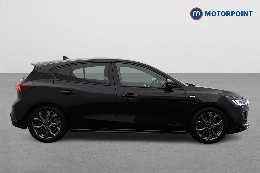 Ford Focus St-Line Manual Petrol Hatchback - Stock Number (1592034) - Drivers side