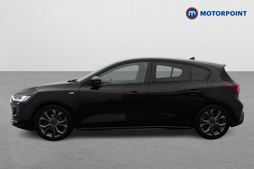 Ford Focus St-Line Manual Petrol Hatchback - Stock Number (1592034) - Passenger side