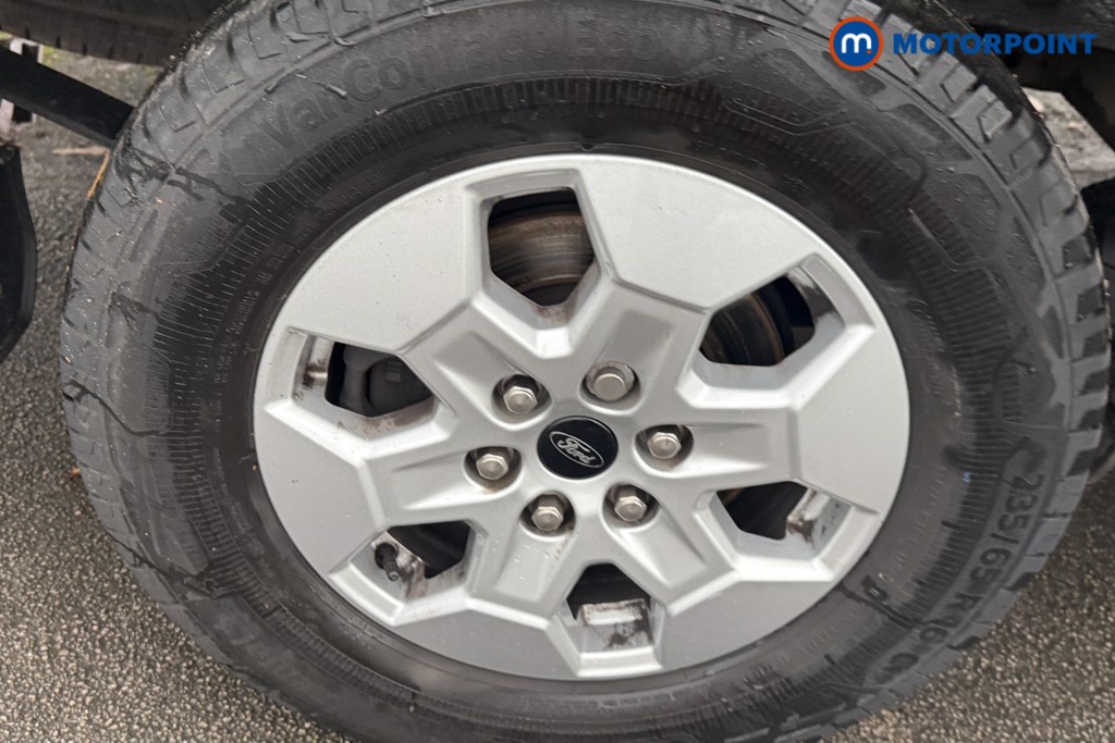 Ford Transit Limited Automatic Diesel Medium Roof Van - Stock Number (1594789) - 17th supplementary image