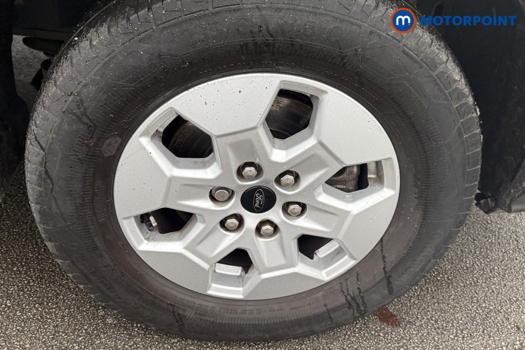 Ford Transit Limited Automatic Diesel Medium Roof Van - Stock Number (1594789) - 18th supplementary image