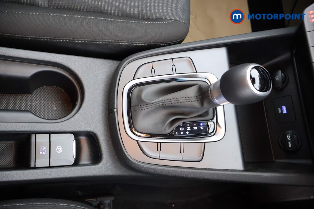 Hyundai Kona Se Connect Automatic Petrol-Electric Hybrid SUV - Stock Number (1594862) - 10th supplementary image