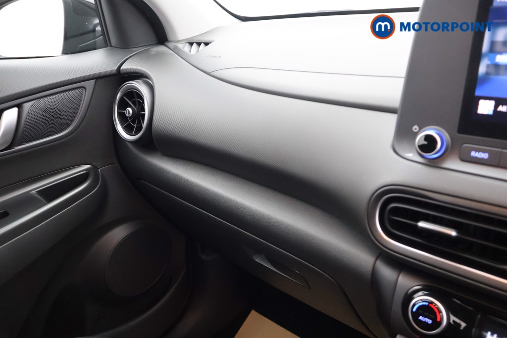 Hyundai Kona Se Connect Automatic Petrol-Electric Hybrid SUV - Stock Number (1594862) - 11th supplementary image