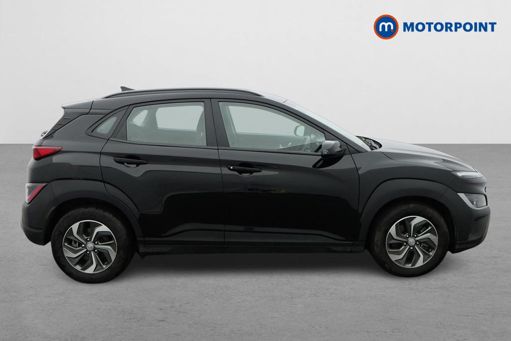 Hyundai Kona Se Connect Automatic Petrol-Electric Hybrid SUV - Stock Number (1594862) - Drivers side