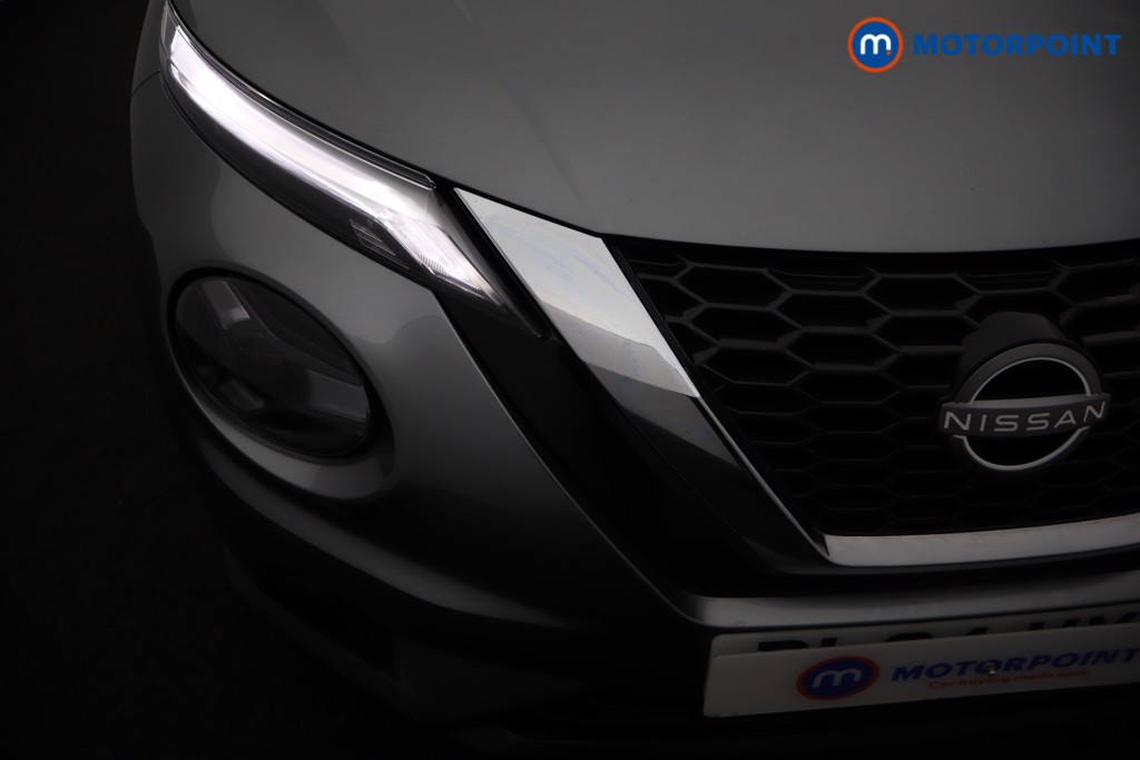 Nissan Juke N-Connecta Manual Petrol SUV - Stock Number (1595674) - 24th supplementary image