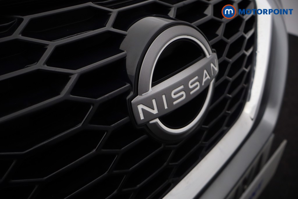 Nissan Juke N-Connecta Manual Petrol SUV - Stock Number (1595674) - 26th supplementary image