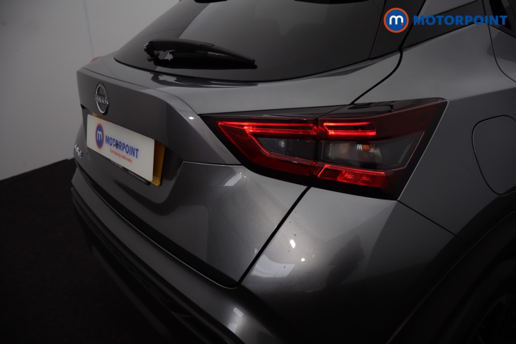 Nissan Juke N-Connecta Manual Petrol SUV - Stock Number (1595674) - 30th supplementary image