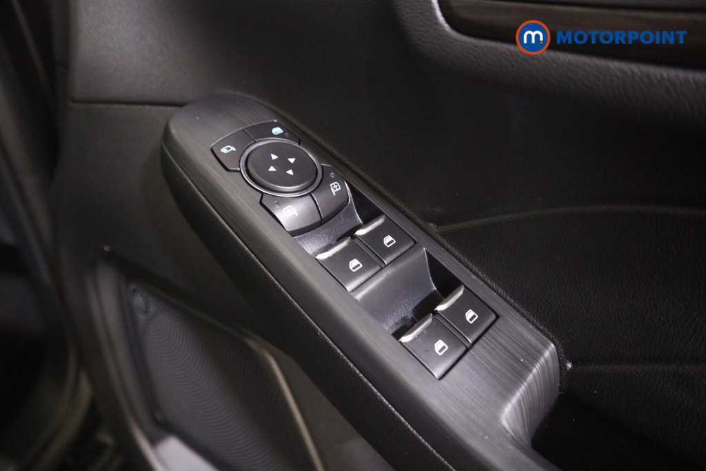 Ford Kuga Vignale Automatic Petrol Plug-In Hybrid SUV - Stock Number (1597433) - 13th supplementary image