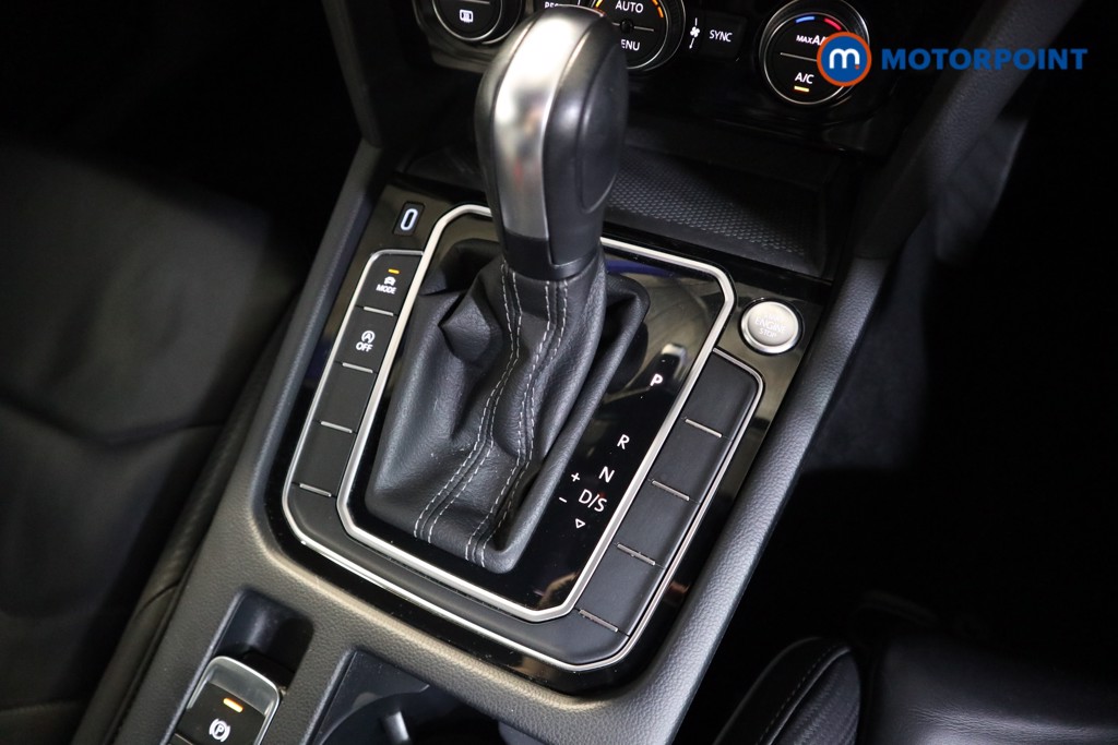 Volkswagen Arteon R-Line Edition Automatic Petrol Hatchback - Stock Number (1598183) - 10th supplementary image