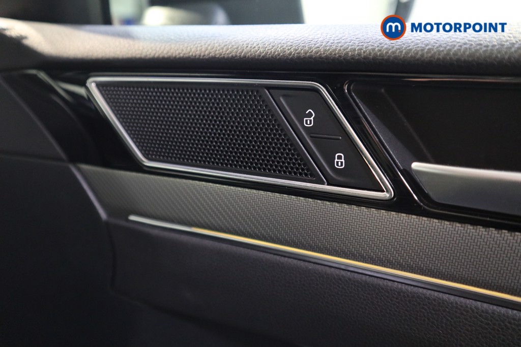 Volkswagen Arteon R-Line Edition Automatic Petrol Hatchback - Stock Number (1598183) - 15th supplementary image