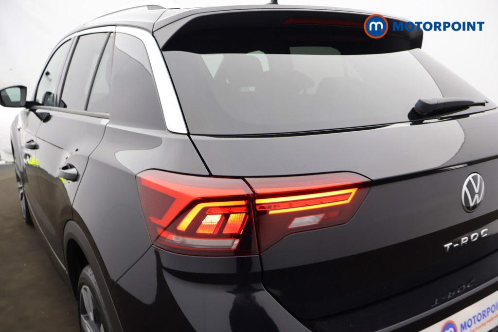 Volkswagen T-Roc R-Line Automatic Petrol SUV - Stock Number (1598559) - 3rd supplementary image
