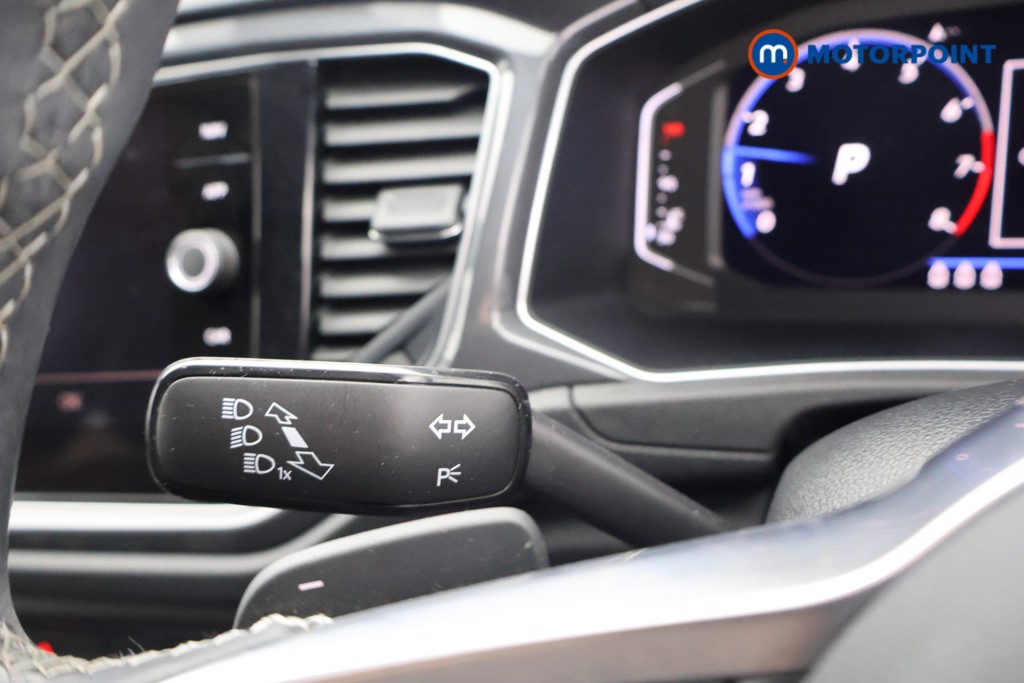 Volkswagen T-Roc R-Line Automatic Petrol SUV - Stock Number (1598559) - 16th supplementary image