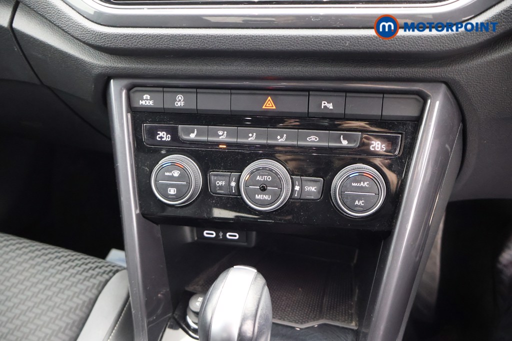 Volkswagen T-Roc R-Line Automatic Petrol SUV - Stock Number (1598559) - 20th supplementary image