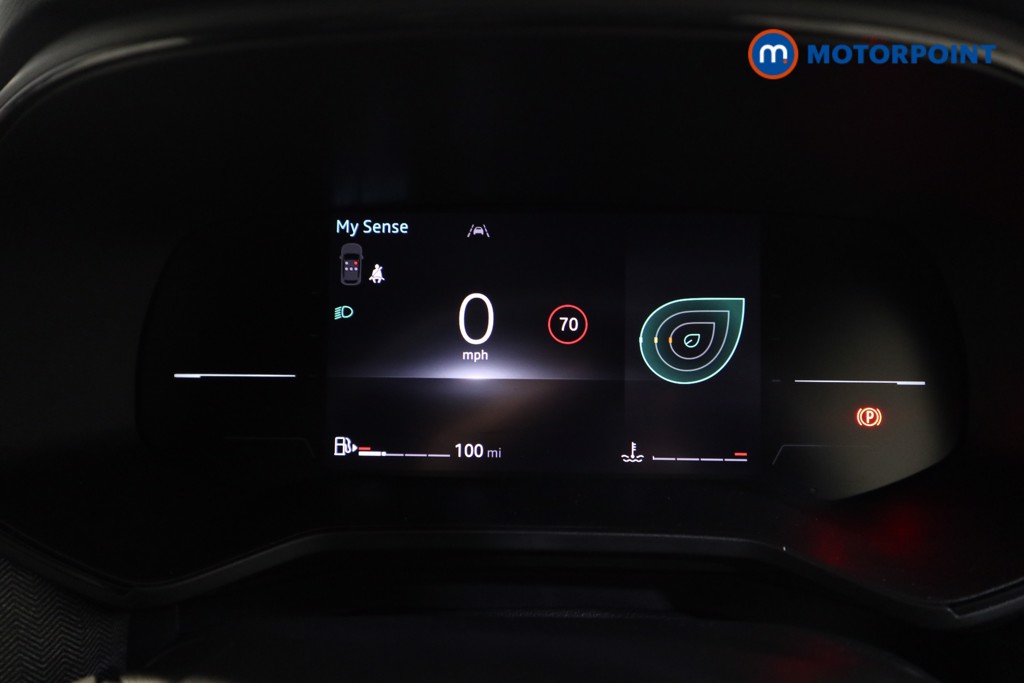 Renault Clio Techno Manual Petrol Hatchback - Stock Number (1598664) - 5th supplementary image