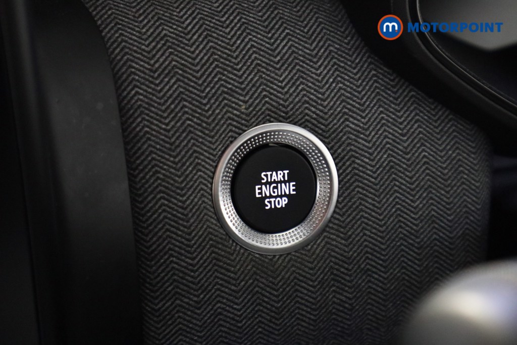 Renault Clio Techno Manual Petrol Hatchback - Stock Number (1598664) - 6th supplementary image