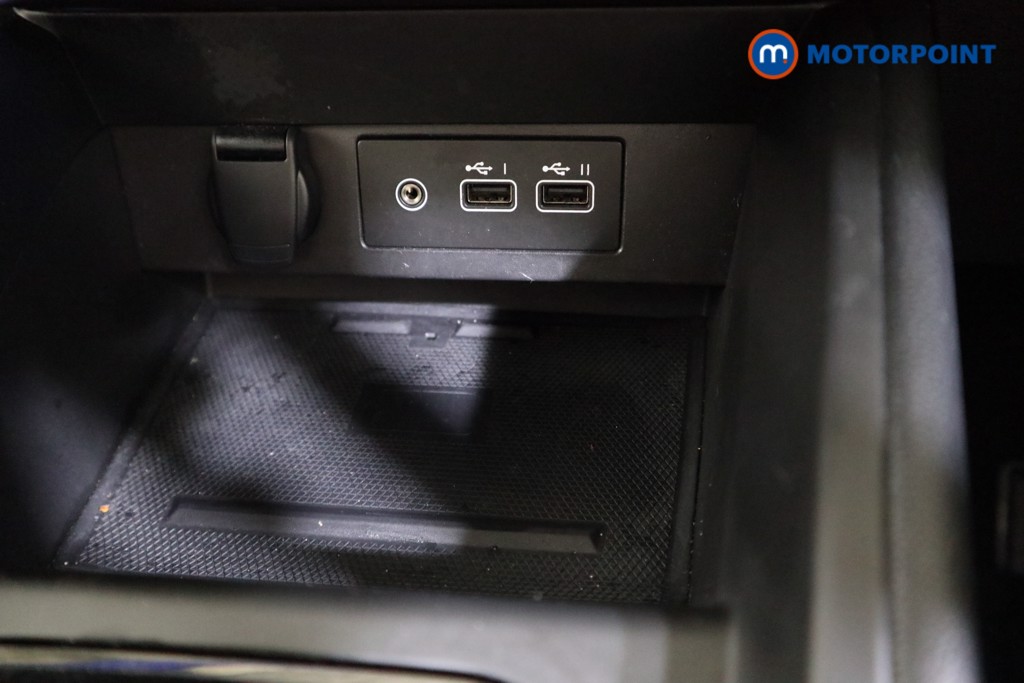 Renault Clio Techno Manual Petrol Hatchback - Stock Number (1598664) - 9th supplementary image