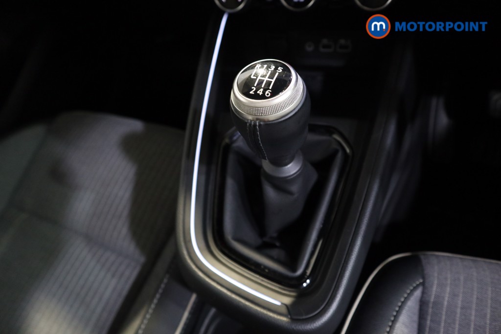 Renault Clio Techno Manual Petrol Hatchback - Stock Number (1598664) - 11th supplementary image