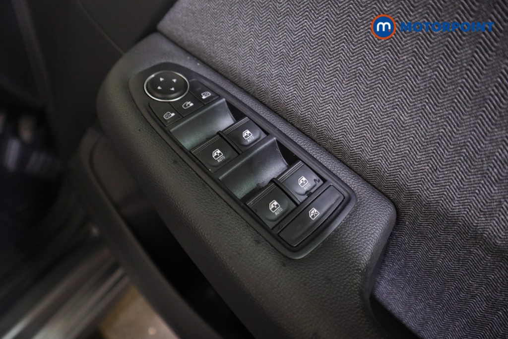 Renault Clio Techno Manual Petrol Hatchback - Stock Number (1598664) - 13th supplementary image