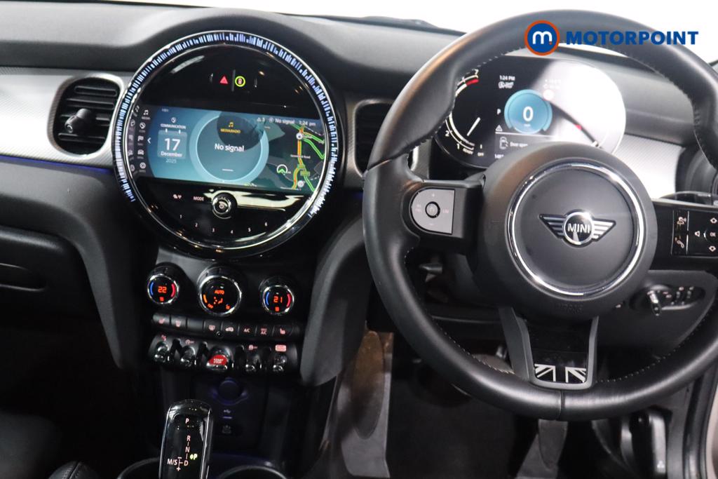 Mini Hatchback Cooper Exclusive Automatic Petrol Hatchback - Stock Number (1599295) - 2nd supplementary image